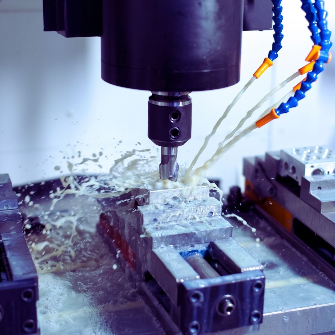 כיצד עיבוד שבבי תעשייתי הופך לכלי אסטרטגי עבור בעלי עסקים